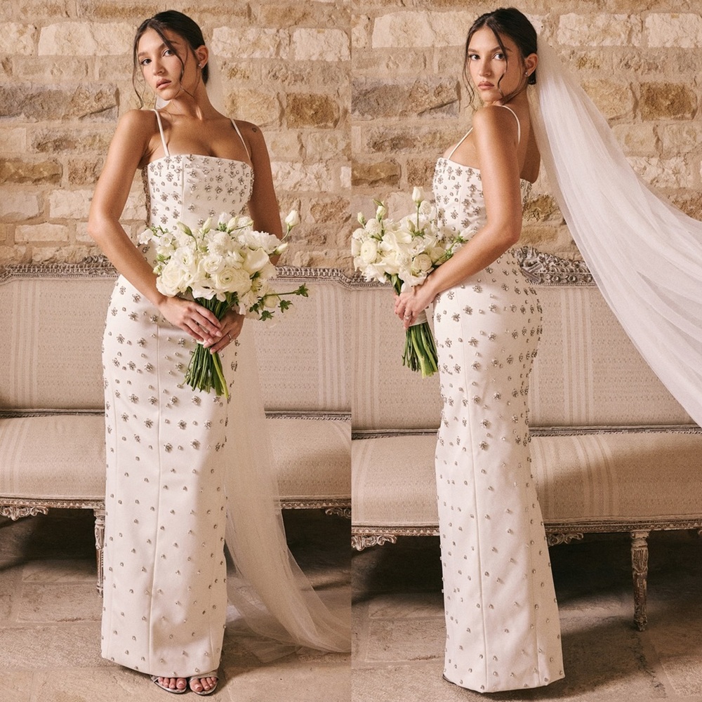 House of CB Martine Elegant White Embellished Bridal Dress - Picture 4 of 6